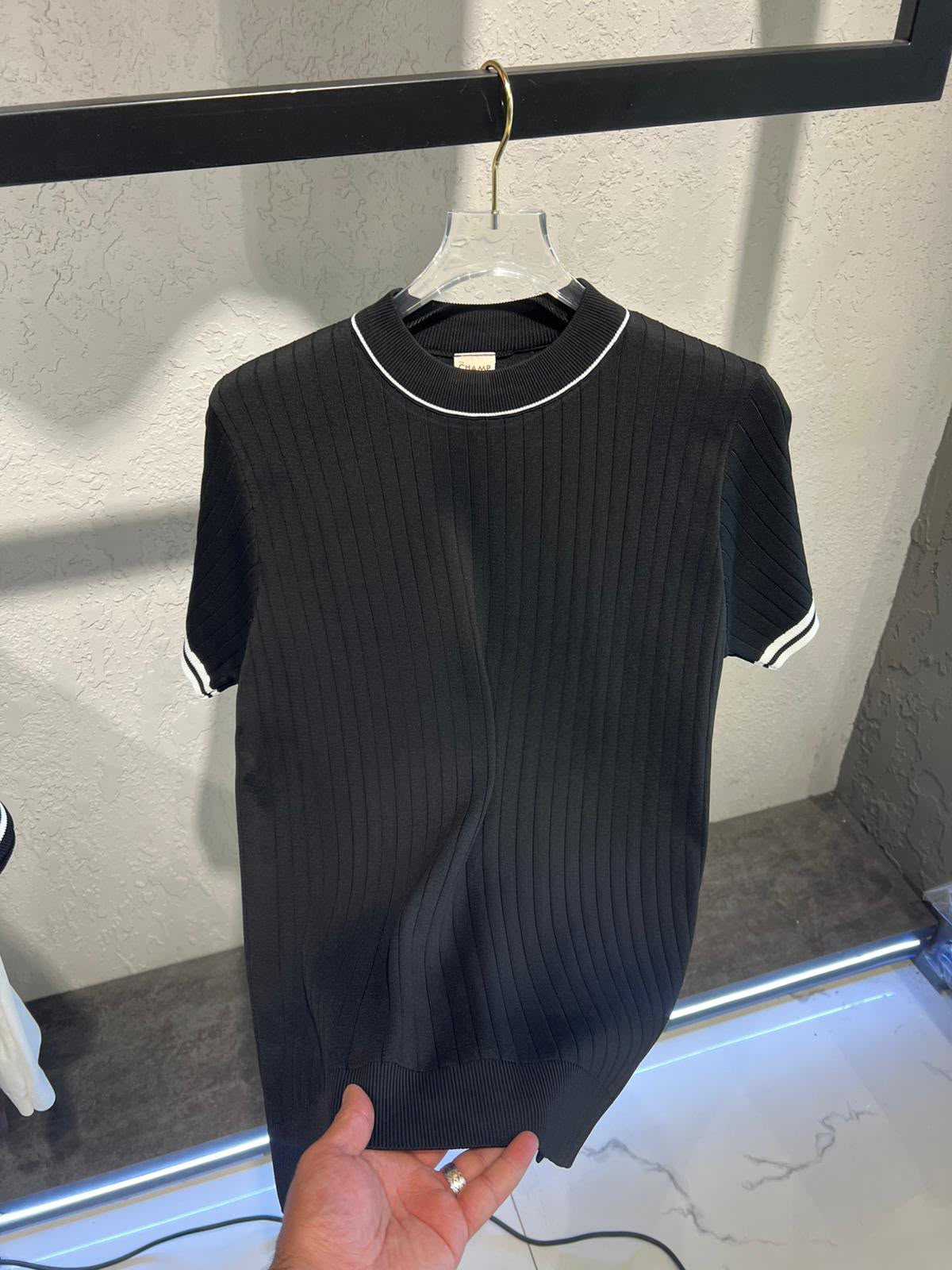 MEN’S T-SHIRT