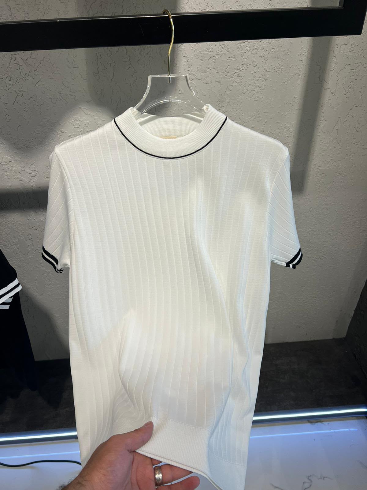 MEN’S T-SHIRT